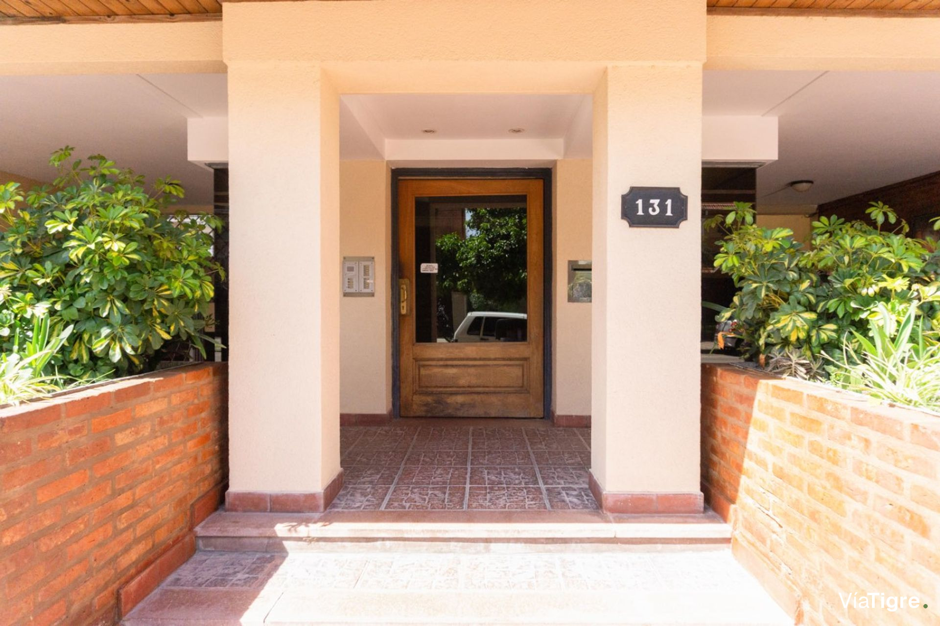 Venta depto 4 ambientes en Martinez San Isidro