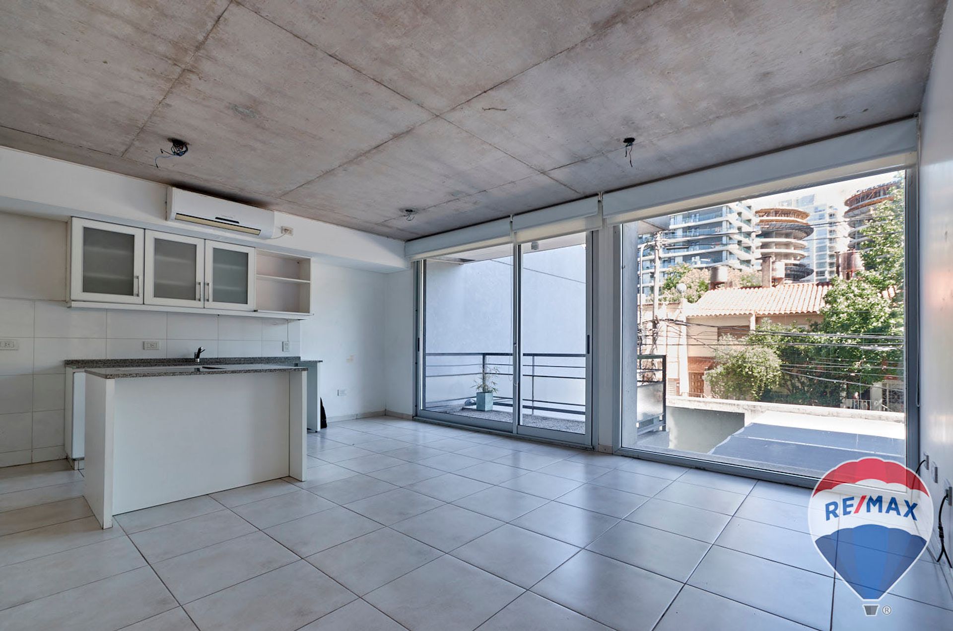 2-room, 2-bathroom rental – Río Vicente López