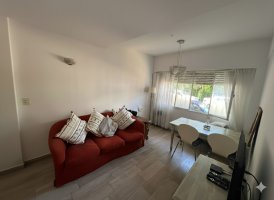 Rent Olivos Ground Floor Apartment, 3 Rooms, Professional, Electricity Included