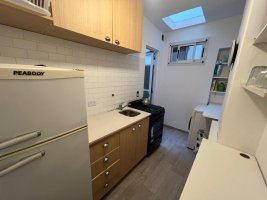 Rent Olivos Ground Floor Apartment, 3 Rooms, Professional, Electricity Included