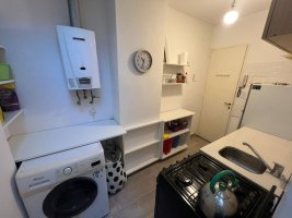 Rent Olivos Ground Floor Apartment, 3 Rooms, Professional, Electricity Included