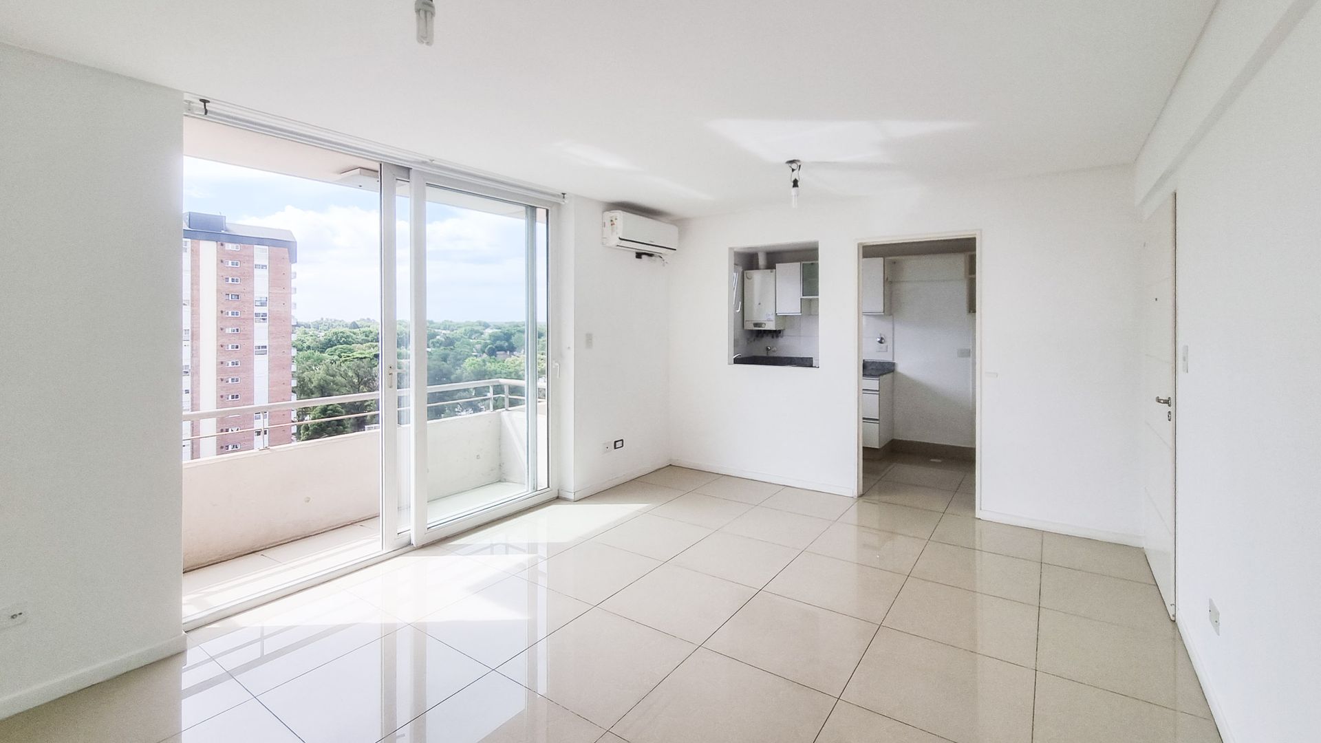 Sale 2-room Beccar, garage-pool, deed