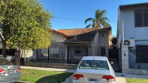 House for Sale, 4 rooms, Apartment Credit, Own Lot, Munro