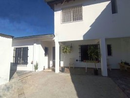 6-room house for sale in El Talar, Jardín St.