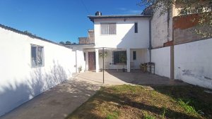 6-room house for sale in El Talar, Jardín St.