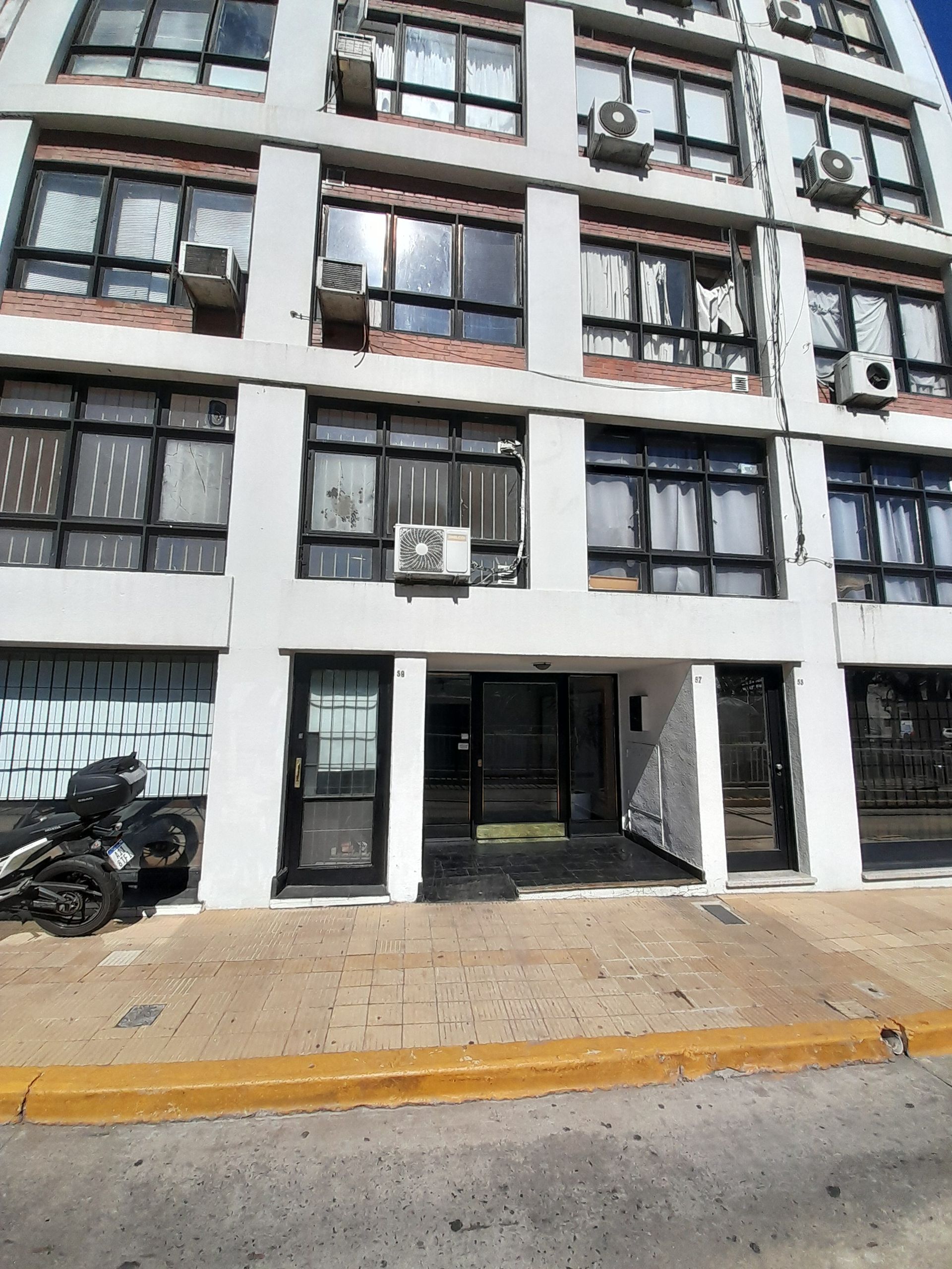 Apartment 2 rooms, 34 m2, for rent, San Isidro, bright