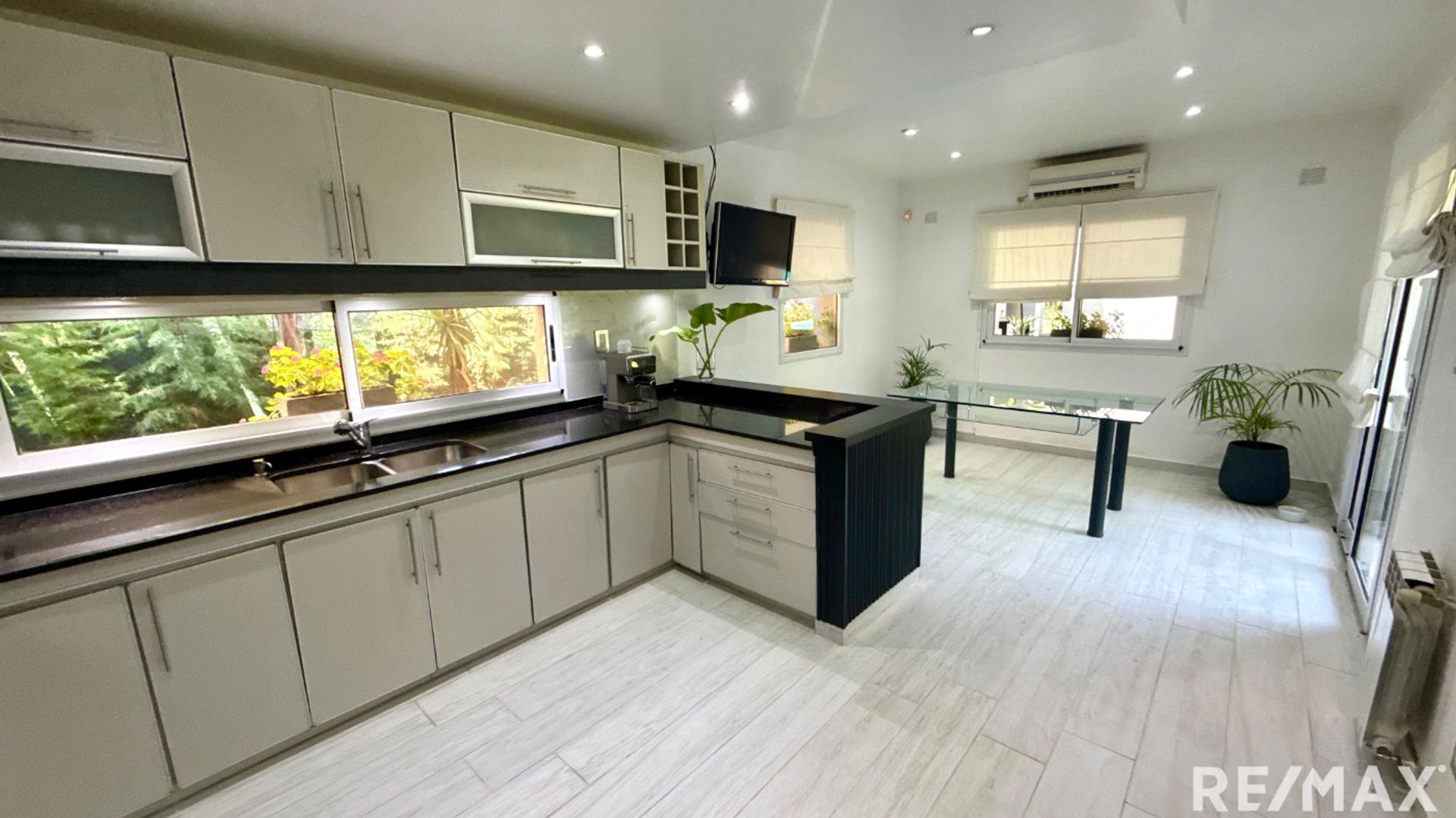 Venta Casa San Agustin 4 Dormitorios Jardin Pileta
