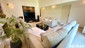 8-room house with garden and pool in El B San Agustin