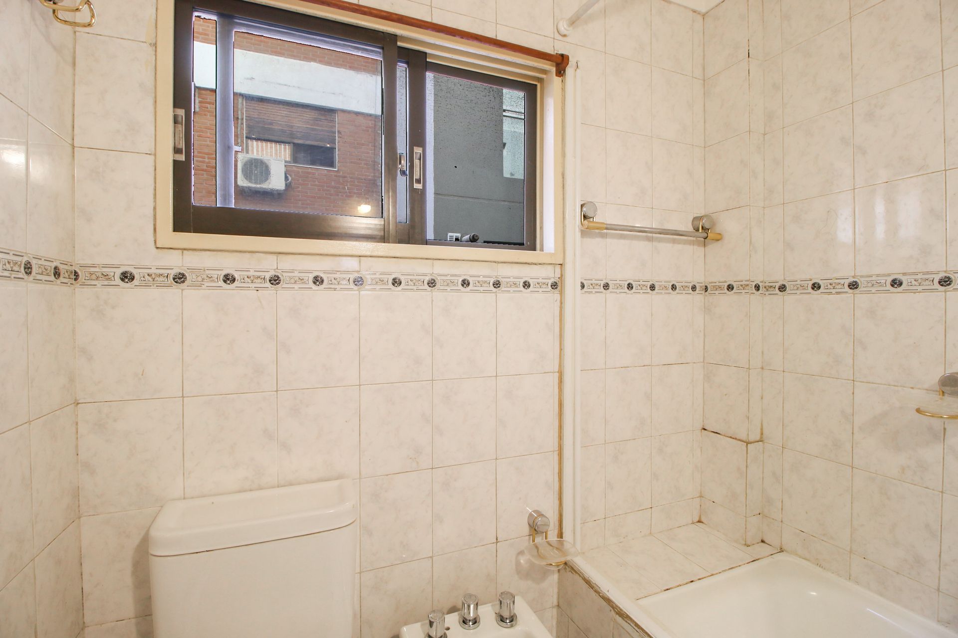 Venta 2 Amb Depto La Lucila Vicente Lopez Cochera
