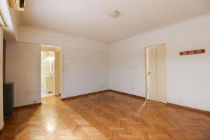 2-room Apartment for Sale – La Lucila, Vicente Lopez, Garage