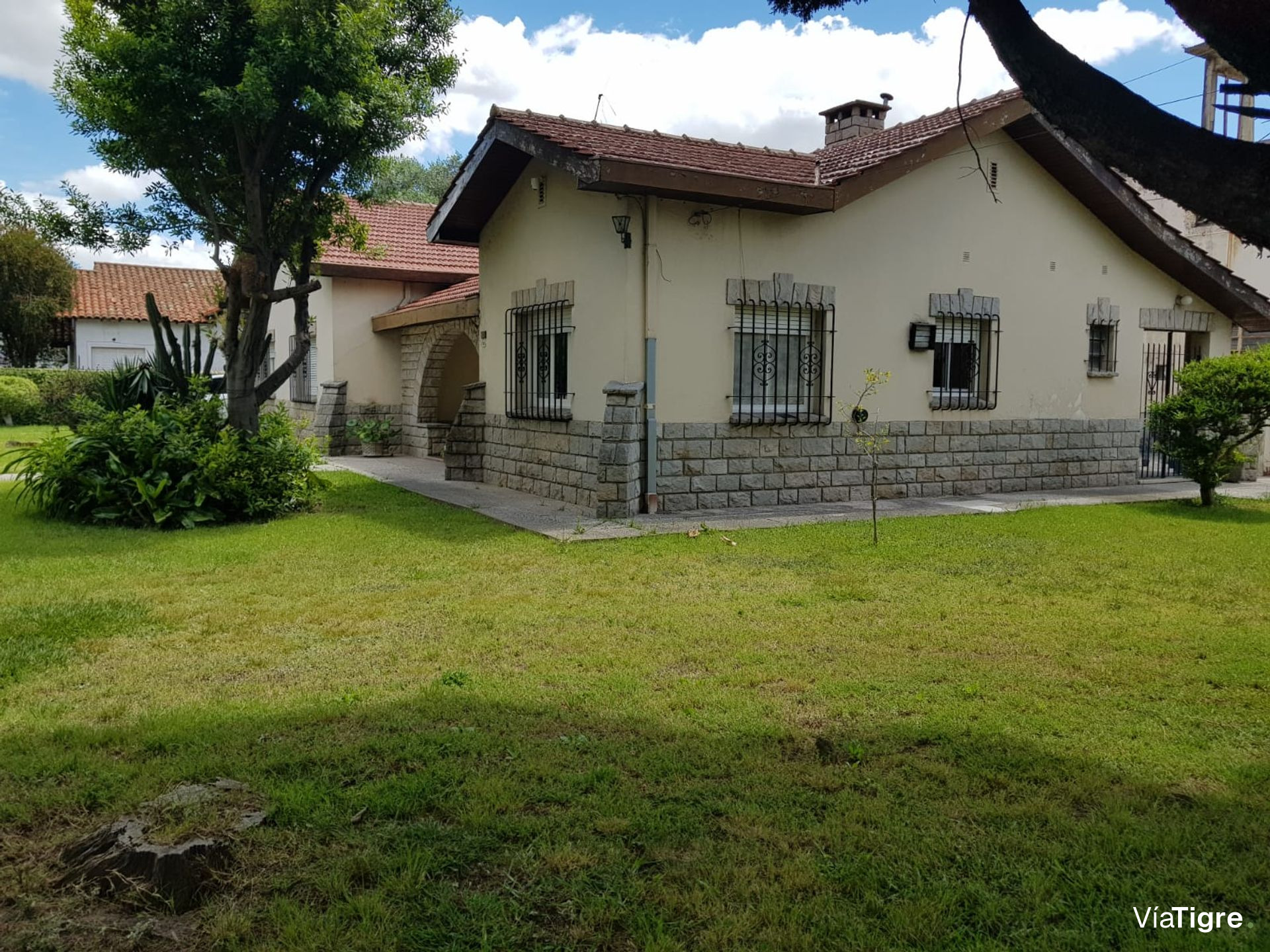 Venta Casa 4 Ambientes Sobre Lote De 782Mts2