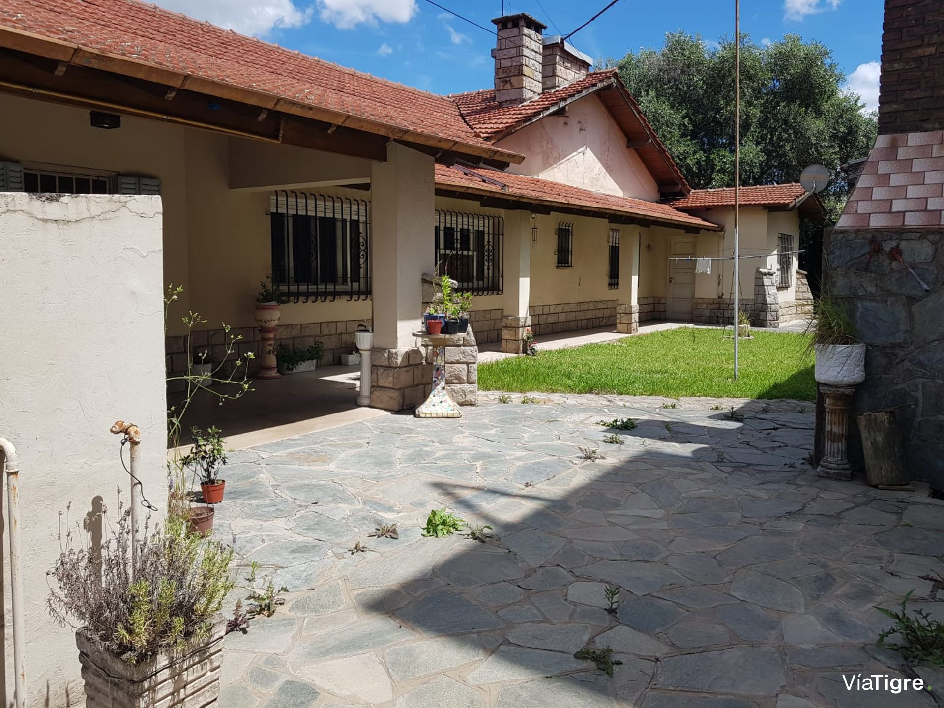 Venta Casa 4 Ambientes Sobre Lote De 782Mts2