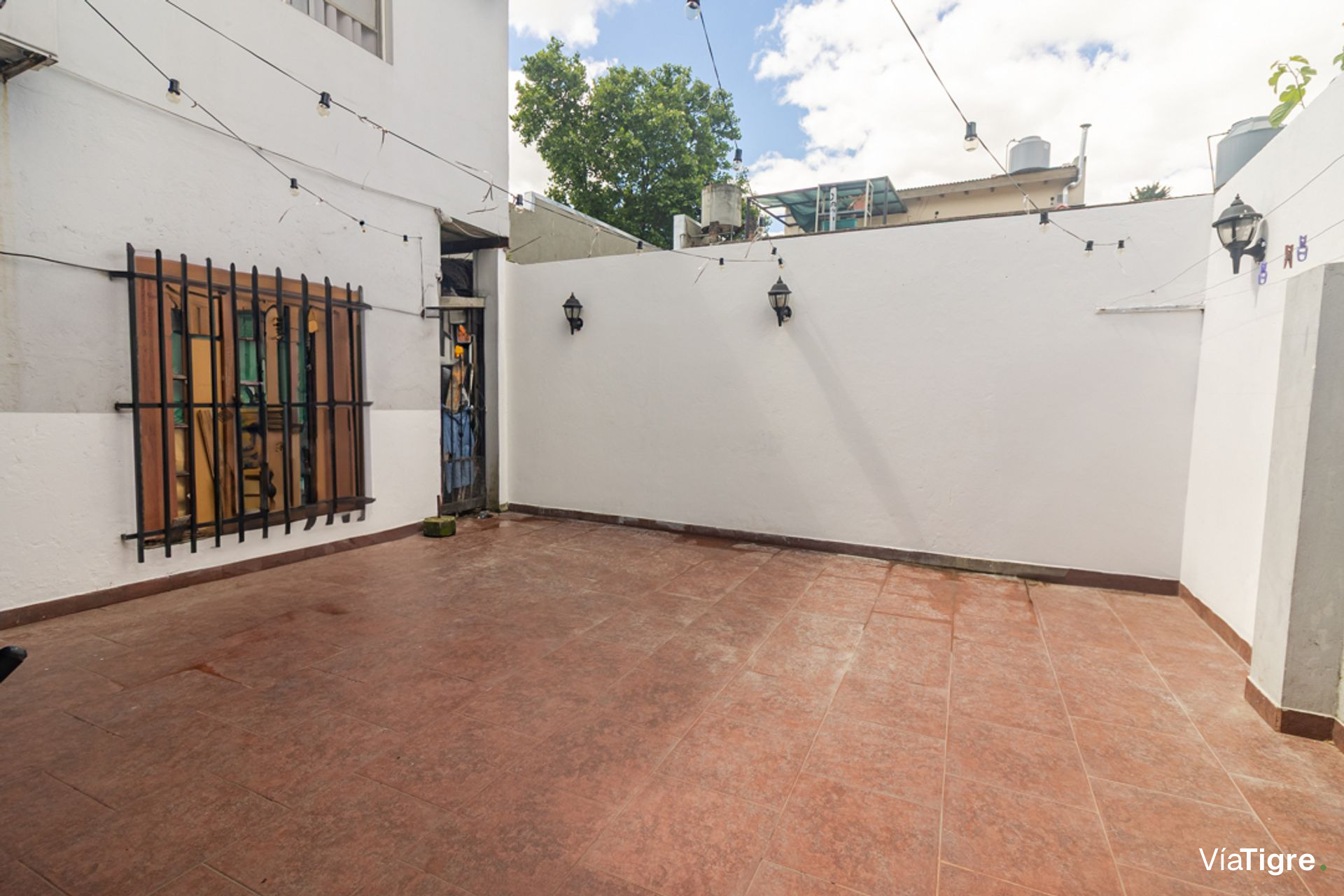 Venta Casa 8 ambientes San isidro, Quincho y coche