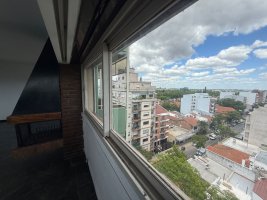 VENTA 4amb. + dep. Vista cochera baulera y Pileta