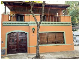 English-style renovated house, 6 rooms, patio, garden