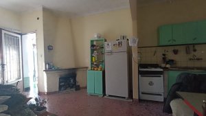 House 3 Rooms - Sale in Olivos with Large Garden