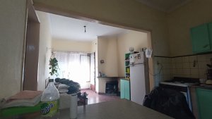 House 3 Rooms - Sale in Olivos with Large Garden