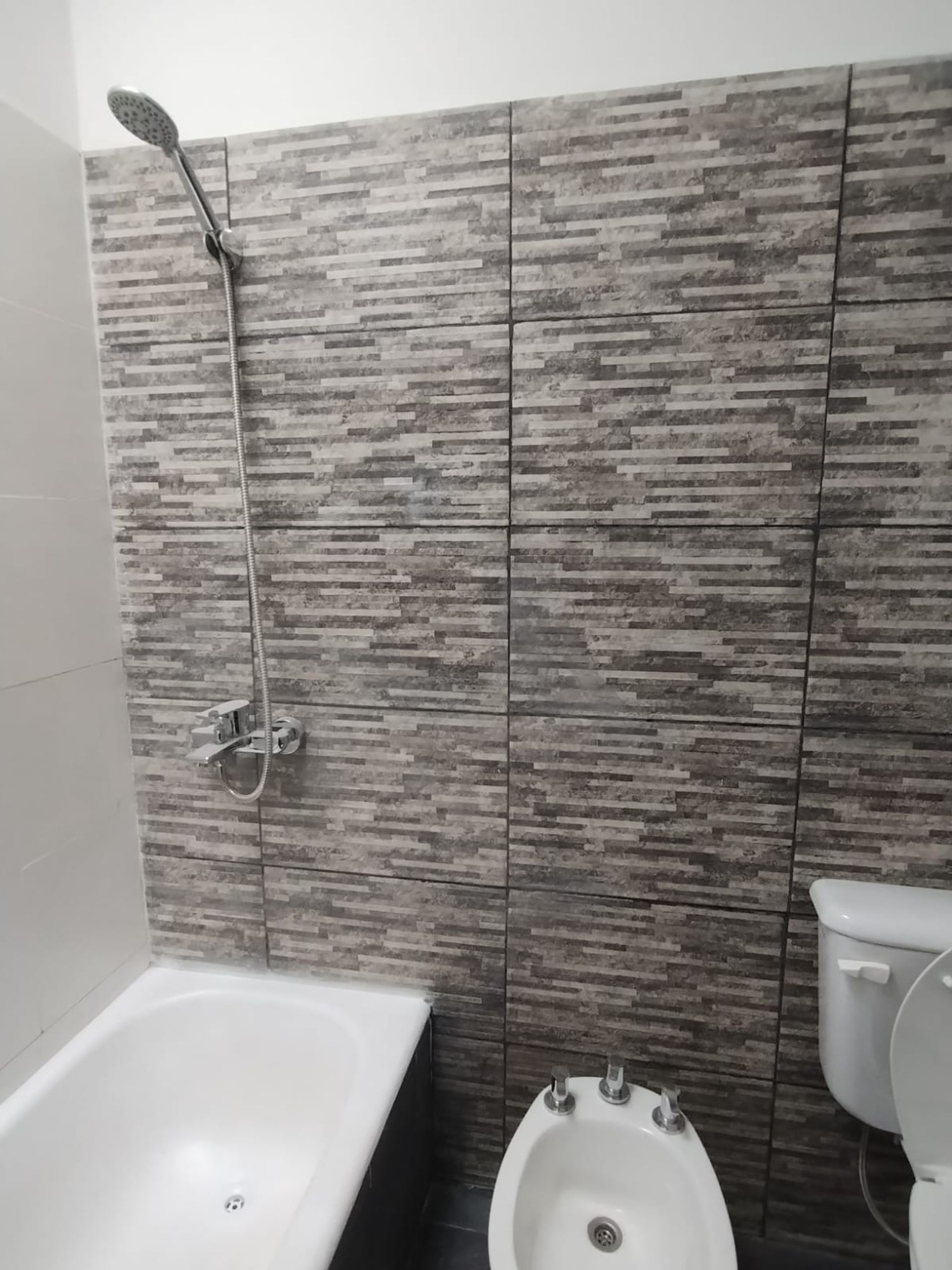 VENTA PH 4 Ambientes en Munro - REFACCIONADO!