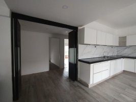 Sale PH 4 Rooms in Munro - Renovated!