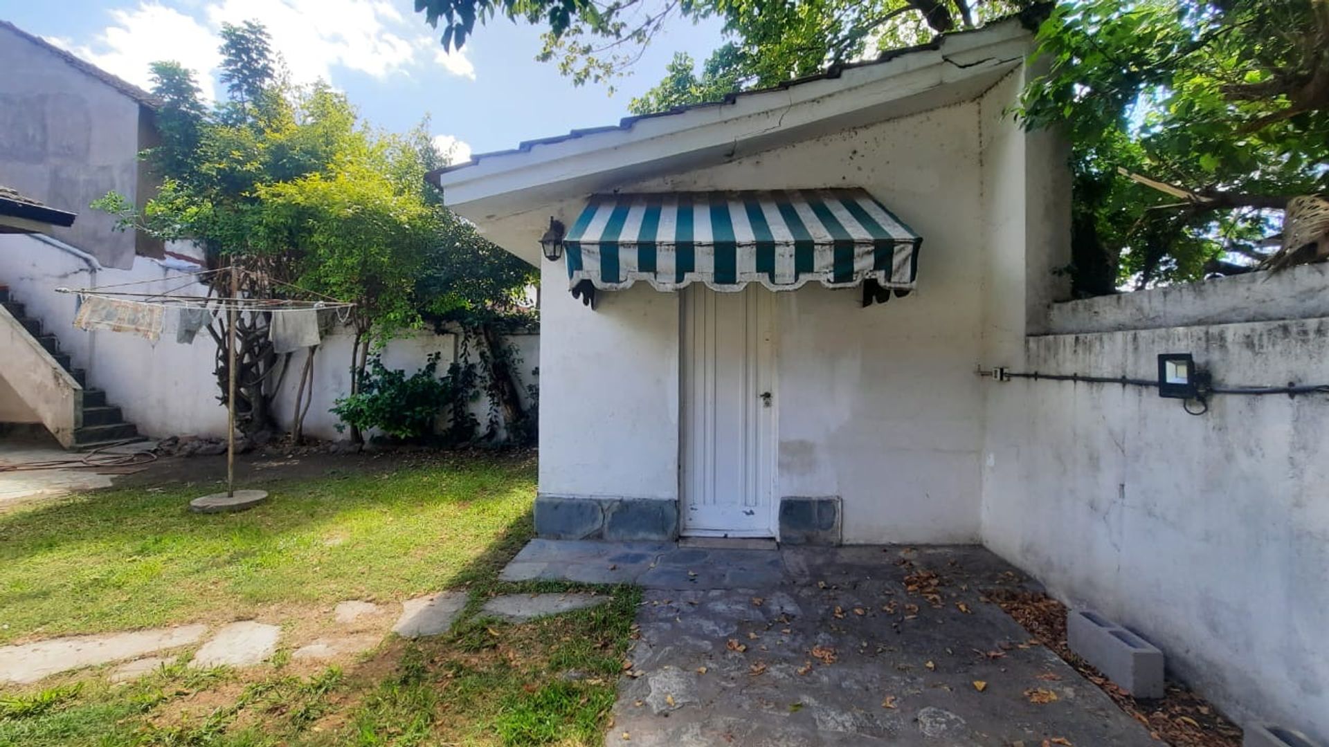 Venta casa Lote propio Don Torcuato jardin cochera