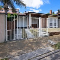 House for sale on own lot in Don Torcuato, garden, garage