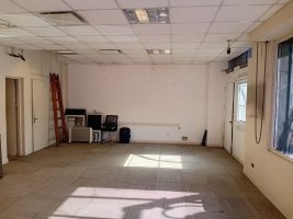 Local En Esquina - San Lorenzo Casi Panamericana.