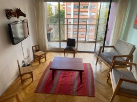 Short-term rental 3 rooms Vte Lopez with balcony