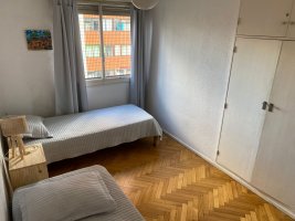 Short-term rental 3 rooms Vte Lopez with balcony