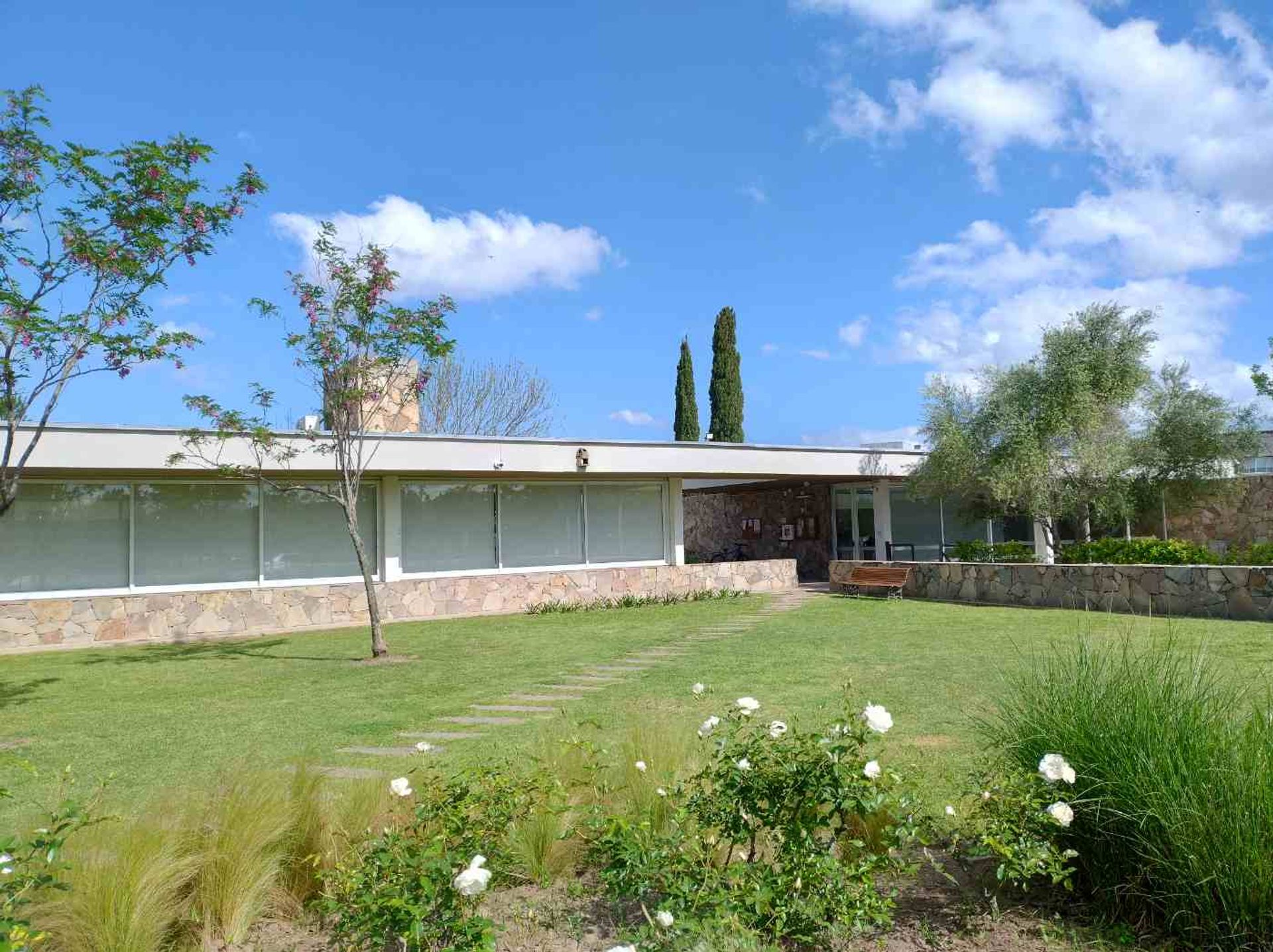 Alquiler Temp. Casa en Barrio La Laguna -Rincon-