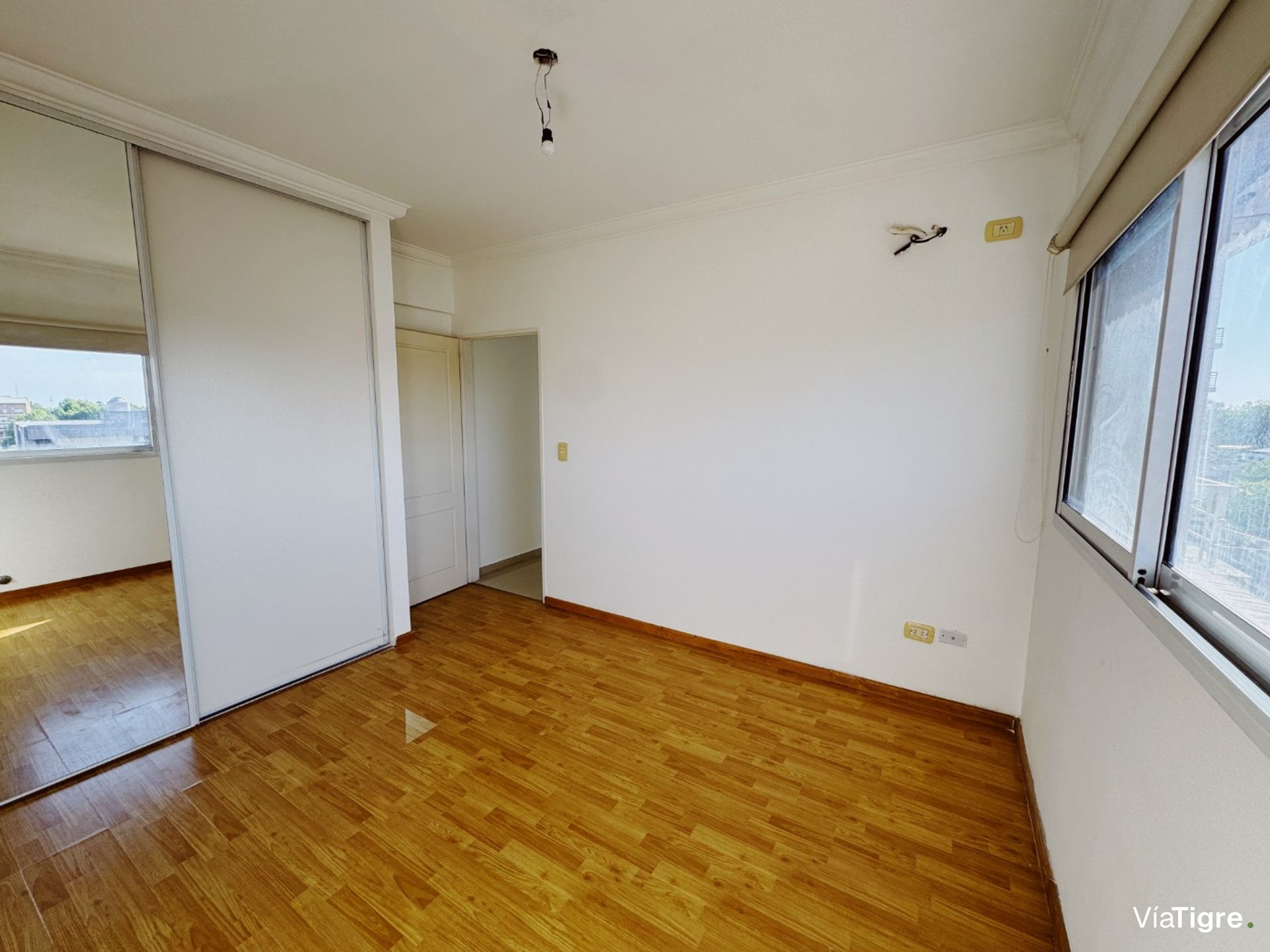 Departamento 2 amb. c/ balcón en Alquiler- Tigre