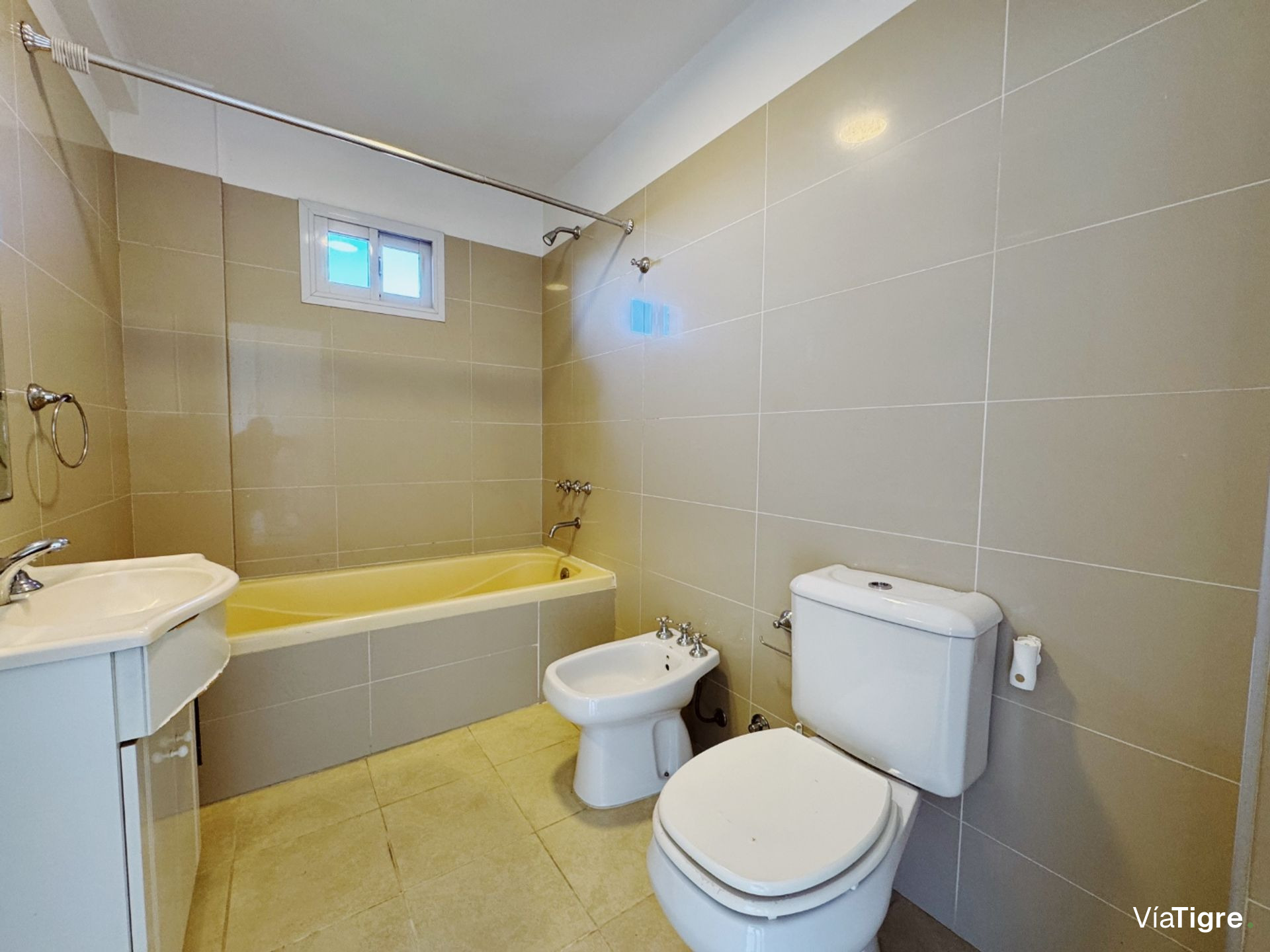 Departamento 2 amb. c/ balcón en Alquiler- Tigre