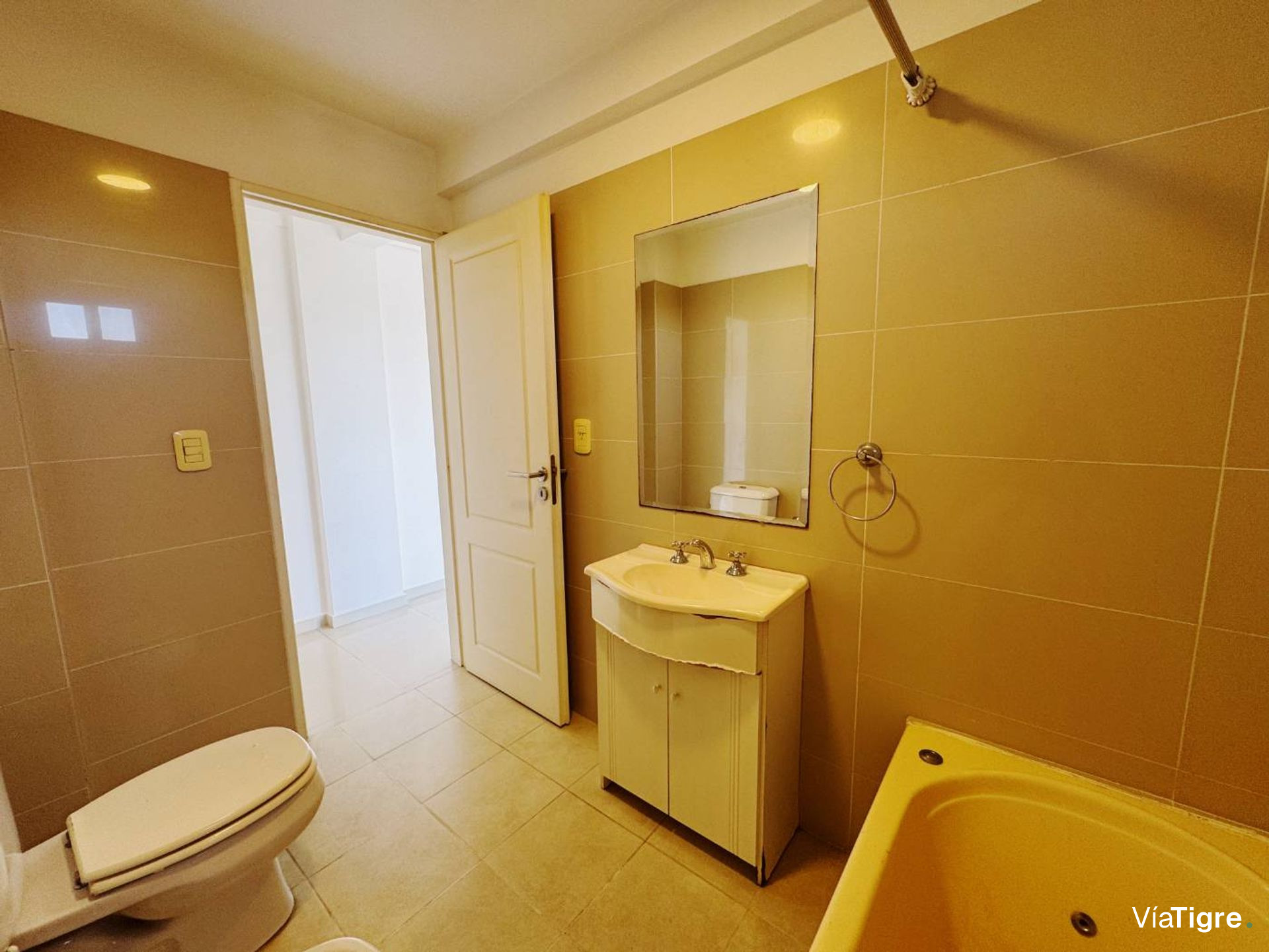 Departamento 2 amb. c/ balcón en Alquiler- Tigre
