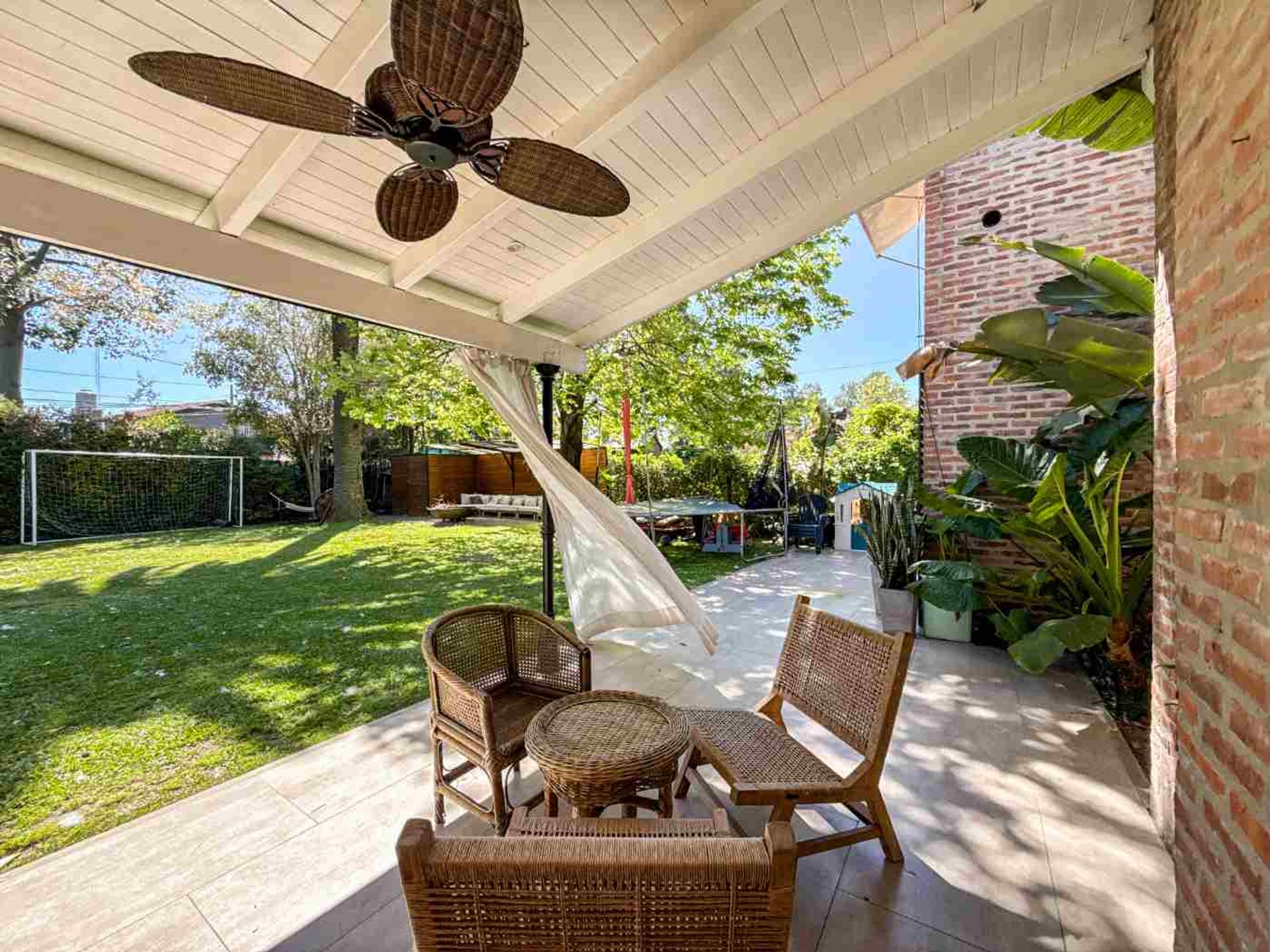 Venta Casa Estancia Alvear Don Torcuato B° Cerrado