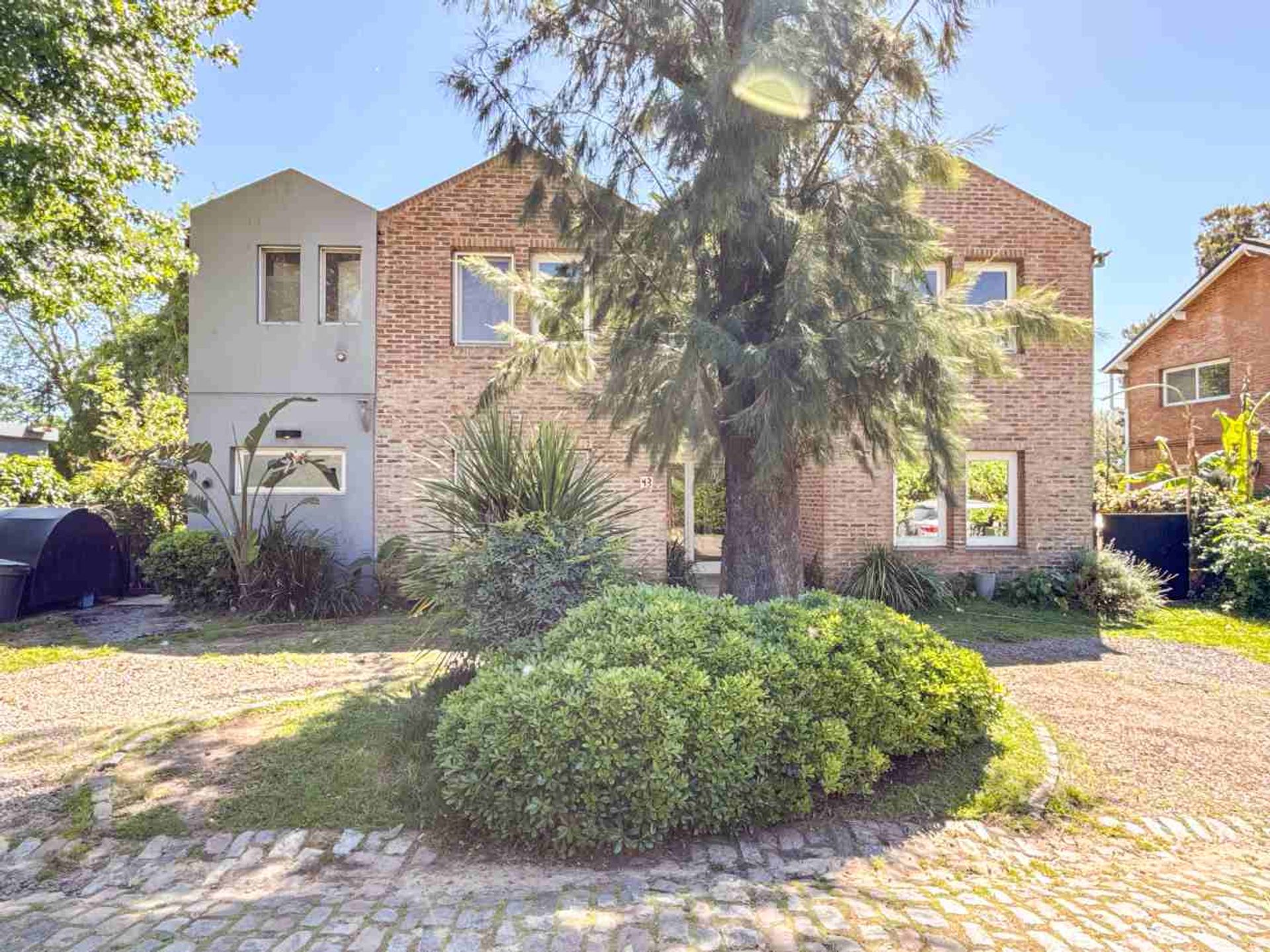 Venta Casa Estancia Alvear Don Torcuato B° Cerrado