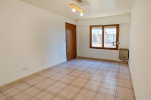 3 Amb con Patio Propio en San Isidro