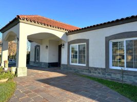 4-Room House for Sale in San Marco Villa Nueva