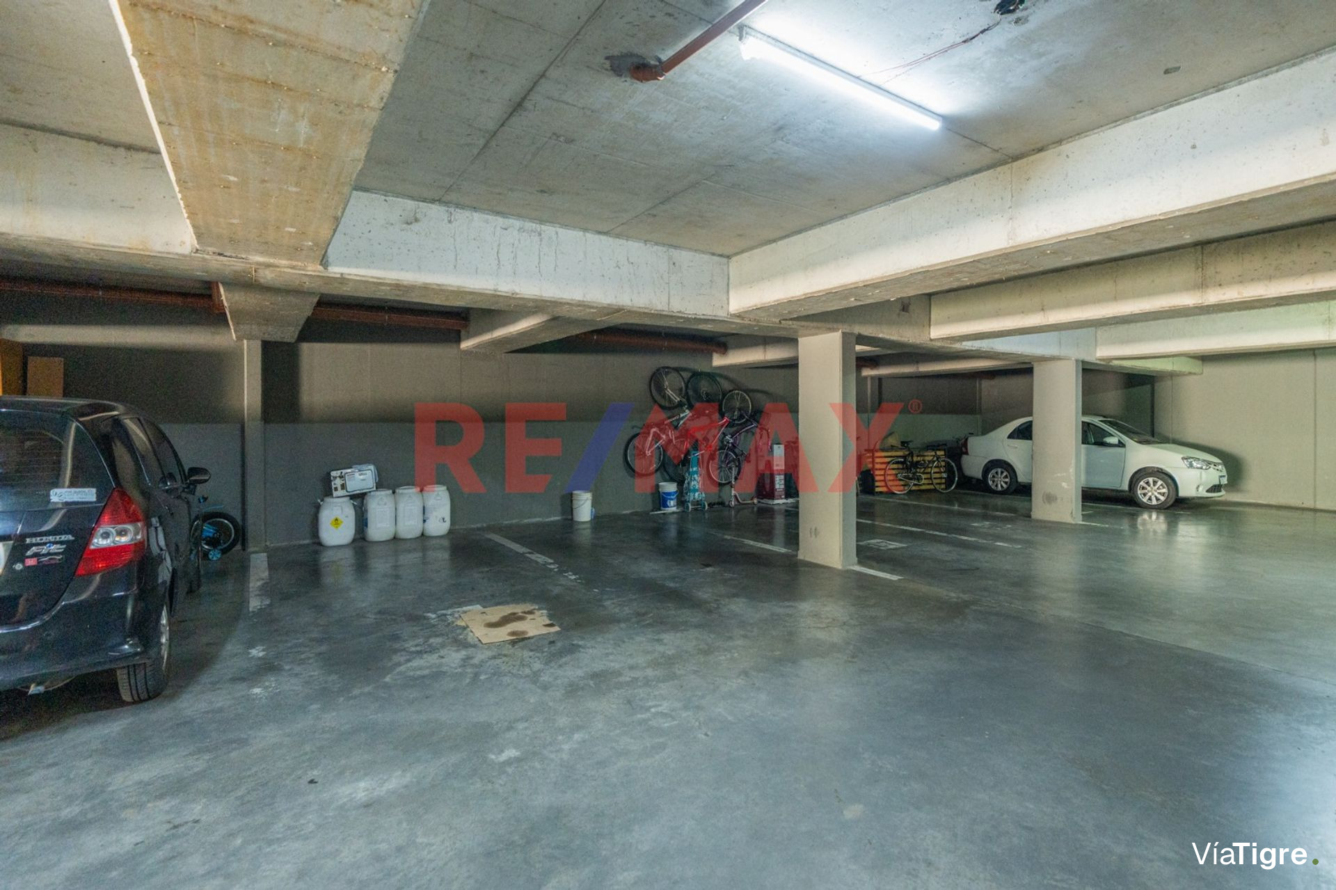 Venta Depto 3 Amb Jardin Pileta Cochera Tigre