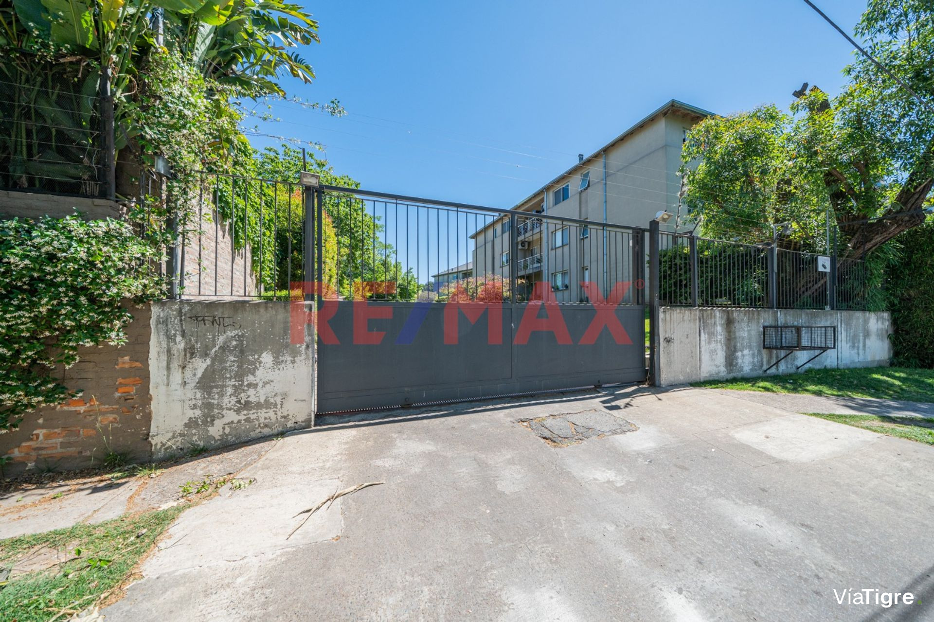 Venta Depto 3 Amb Jardin Pileta Cochera Tigre