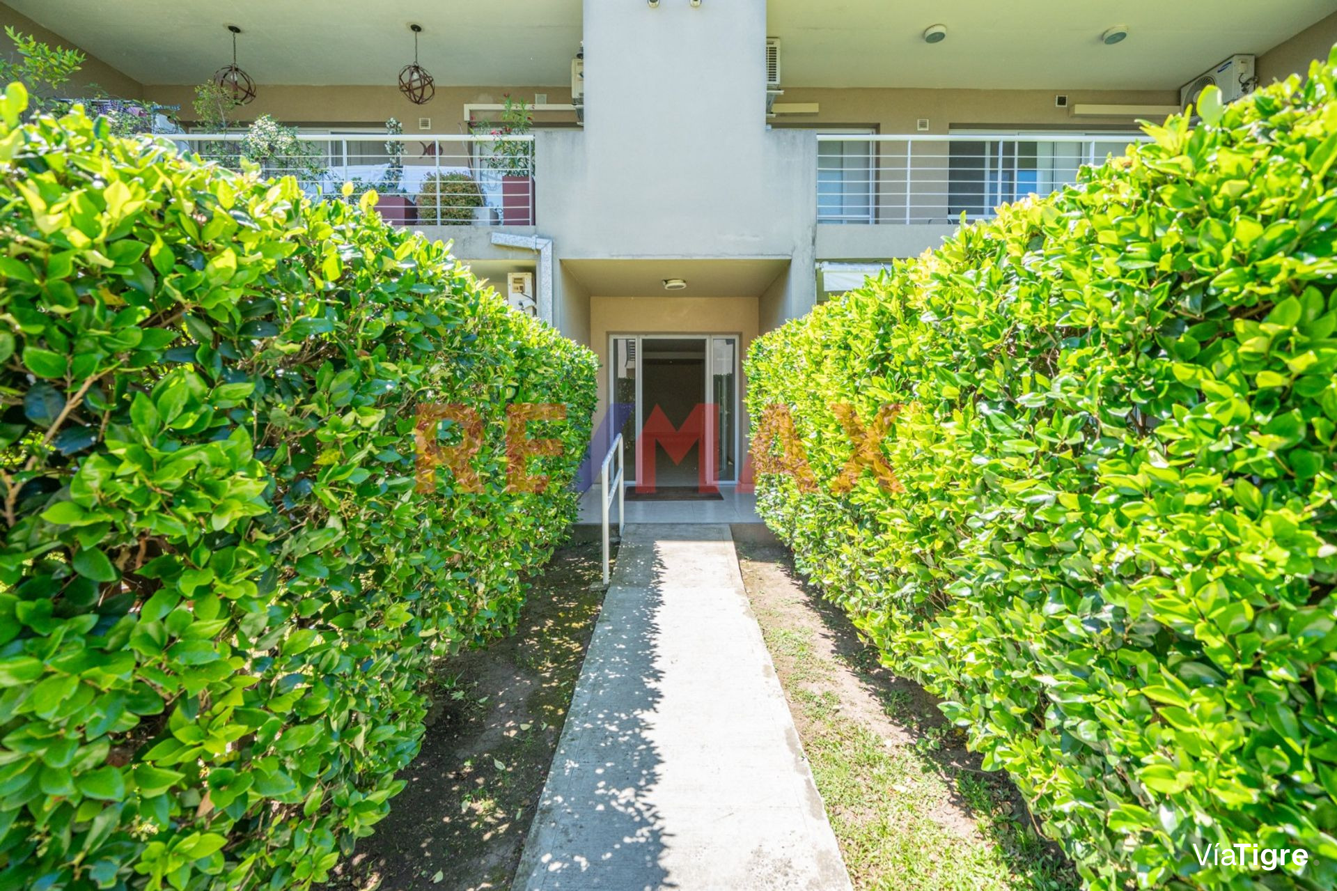 Venta Depto 3 Amb Jardin Pileta Cochera Tigre