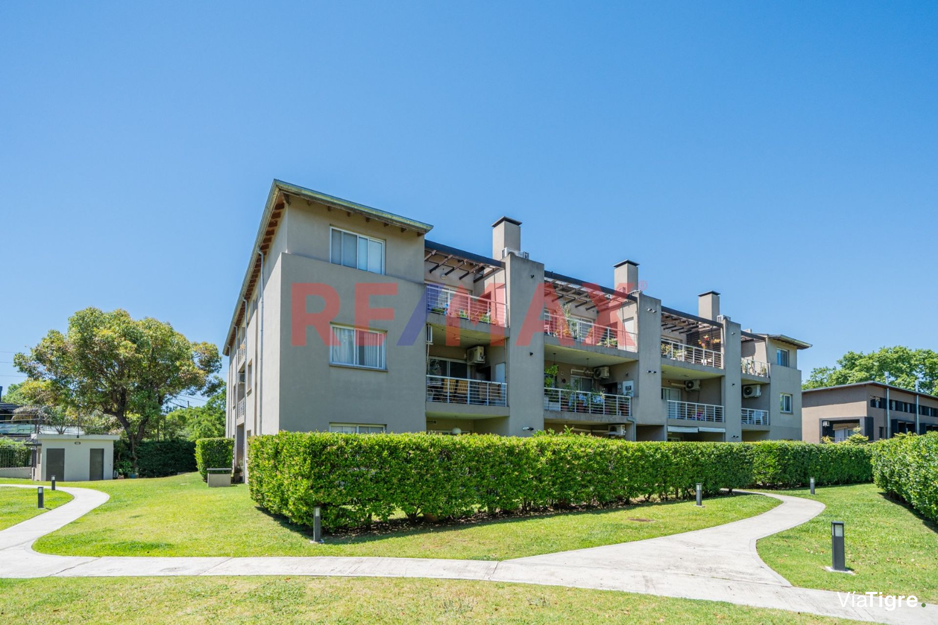 Venta Depto 3 Amb Jardin Pileta Cochera Tigre
