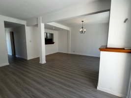 Triplex for Sale, 5 rooms, Nautical Neighborhood, with mooring