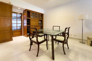 4-Bedroom House for Sale, Martinez, Calle Pileta (2 Lots)