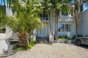 Venta Imponente Casa En La Lucila