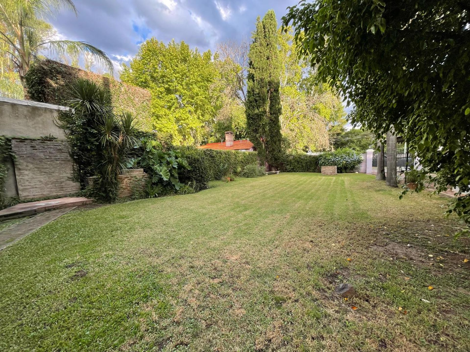 Venta casa 4 amb, con pileta en Pacheco