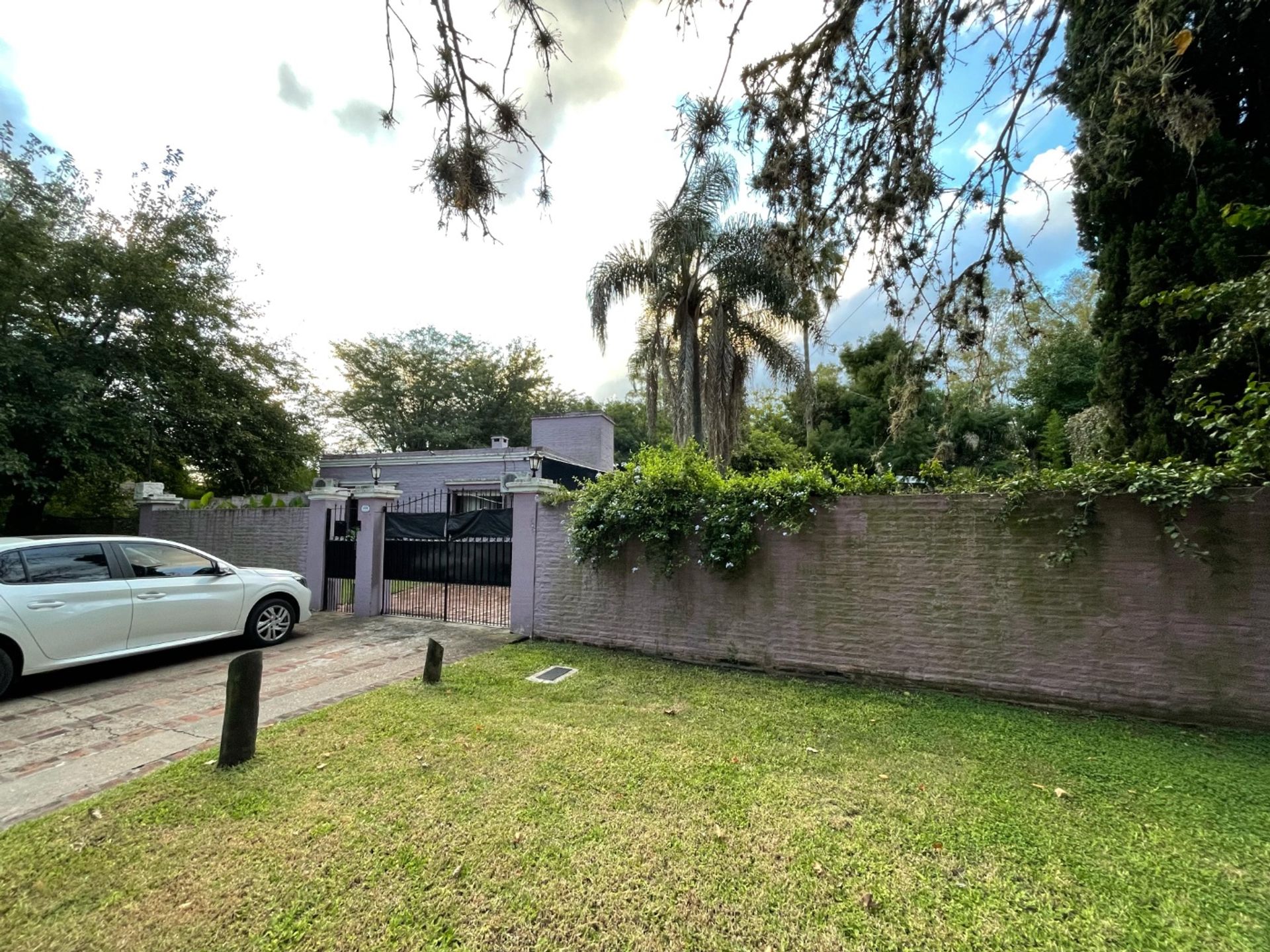 Venta casa 4 amb, con pileta en Pacheco