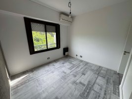 Depto. 3 Ambientes en Venta c/ Cochera -Riverside