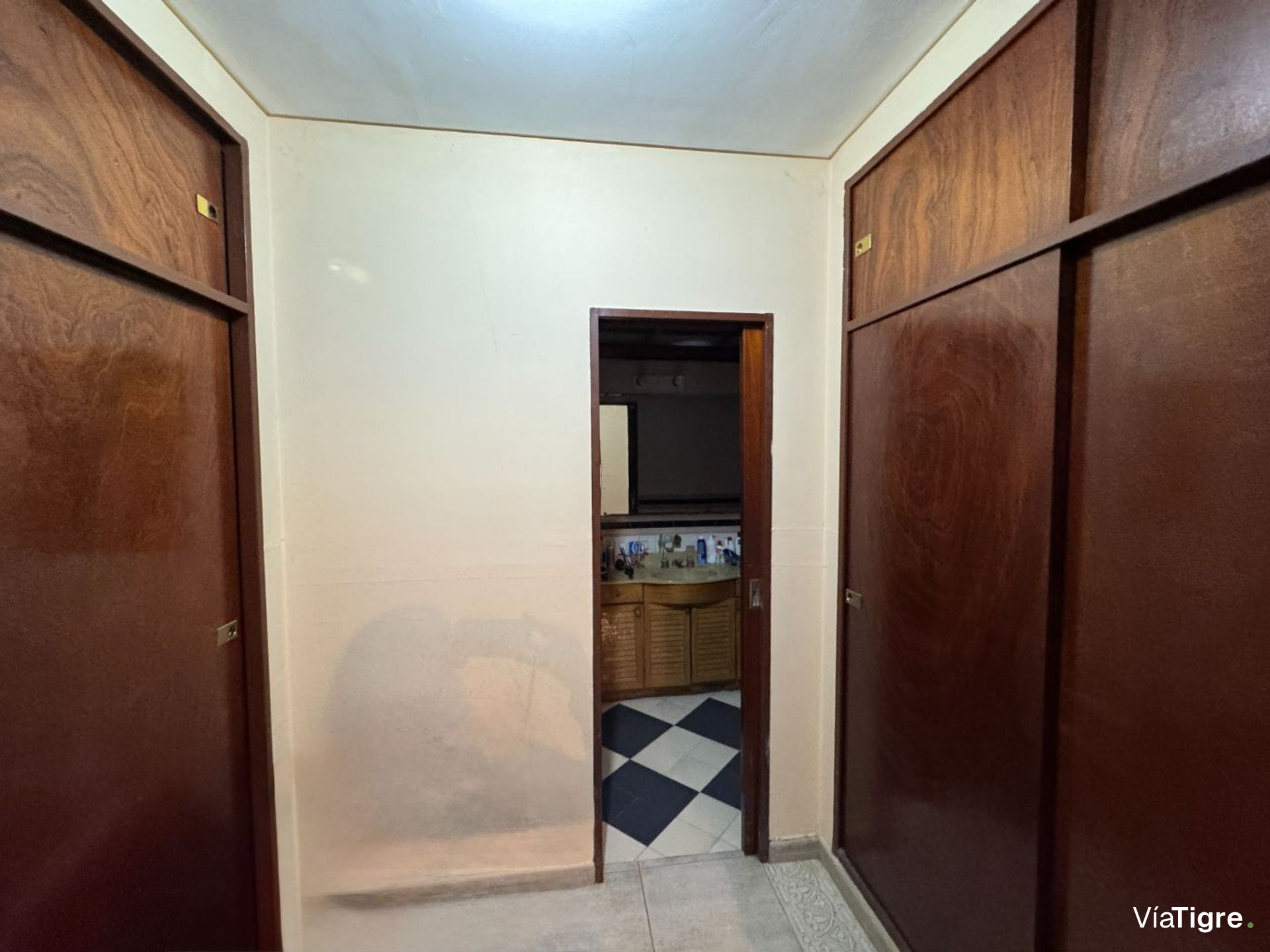 Casa En Venta Jardín/ Pileta Martínez San Isidro