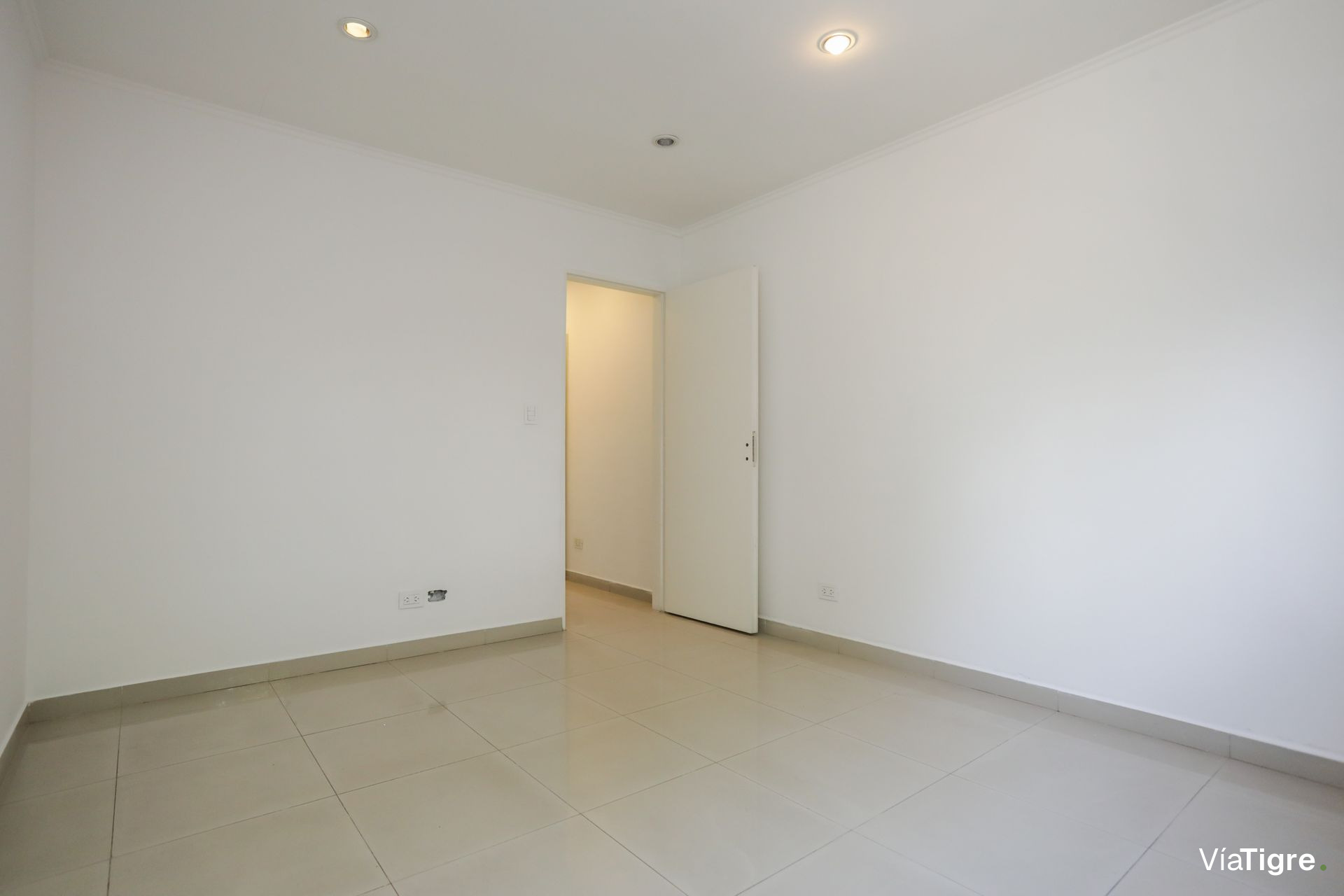 Venta Galpón + Oficinas + Casa!!