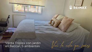 Venta Casa Triplex Con Jardin 5 Ambientes Beccar