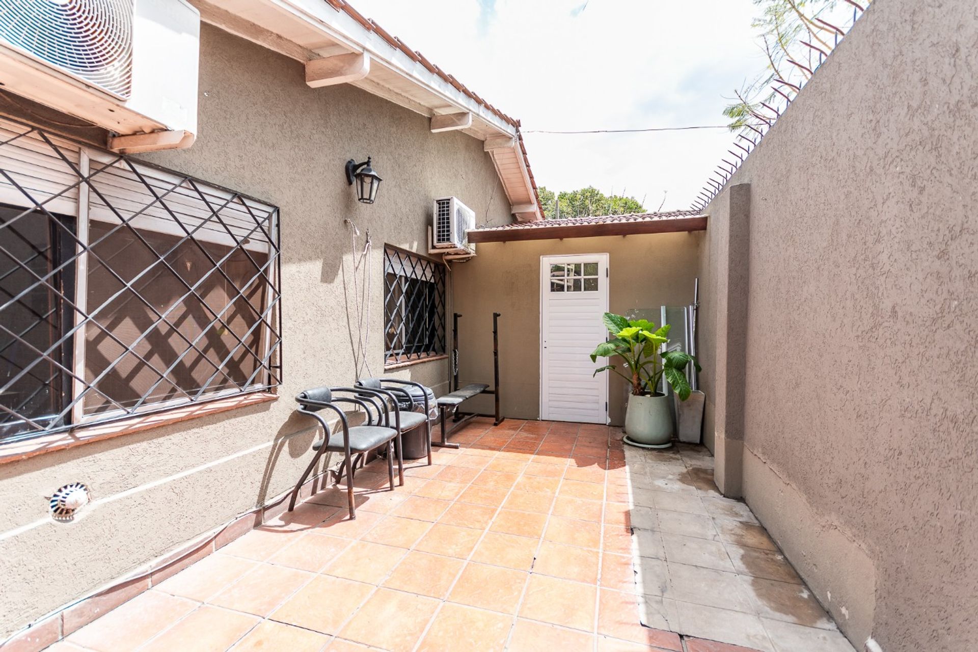 Casa 4 Ambientes Venta Carapachay Quincho Patio